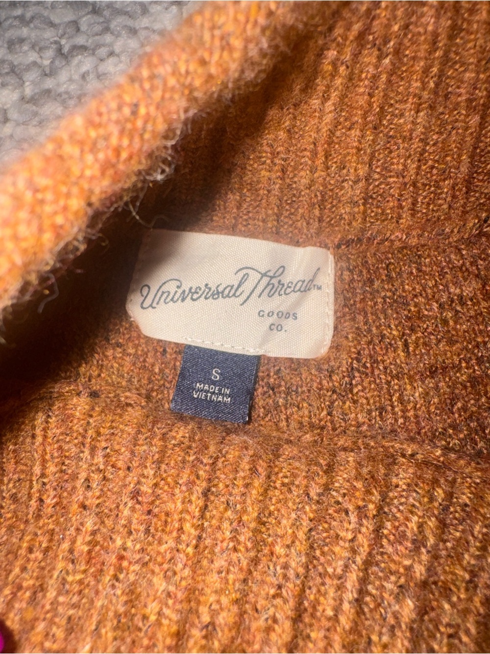 Universal Thread Colorblock Cropped Turtleneck Sweater - Picture 2 of 4